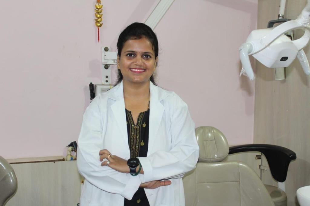 Dr. Kiran Mitra, Periodontist